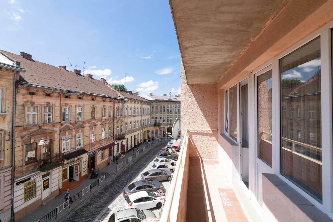 Avangard Shpytalna 20A Apart Львів Екстер'єр фото